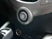 2011款 1.6L 自動 豪華版 2011款 1.6L 自動 豪華版