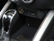 2011款 1.6L 自動 舒適版 2011款 1.6L 自動 舒適版