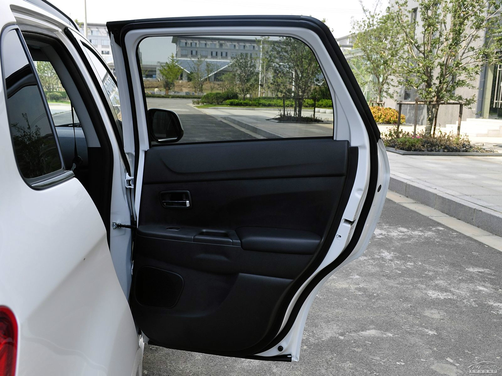 ASX勁炫(海外)內(nèi)飾高清大圖