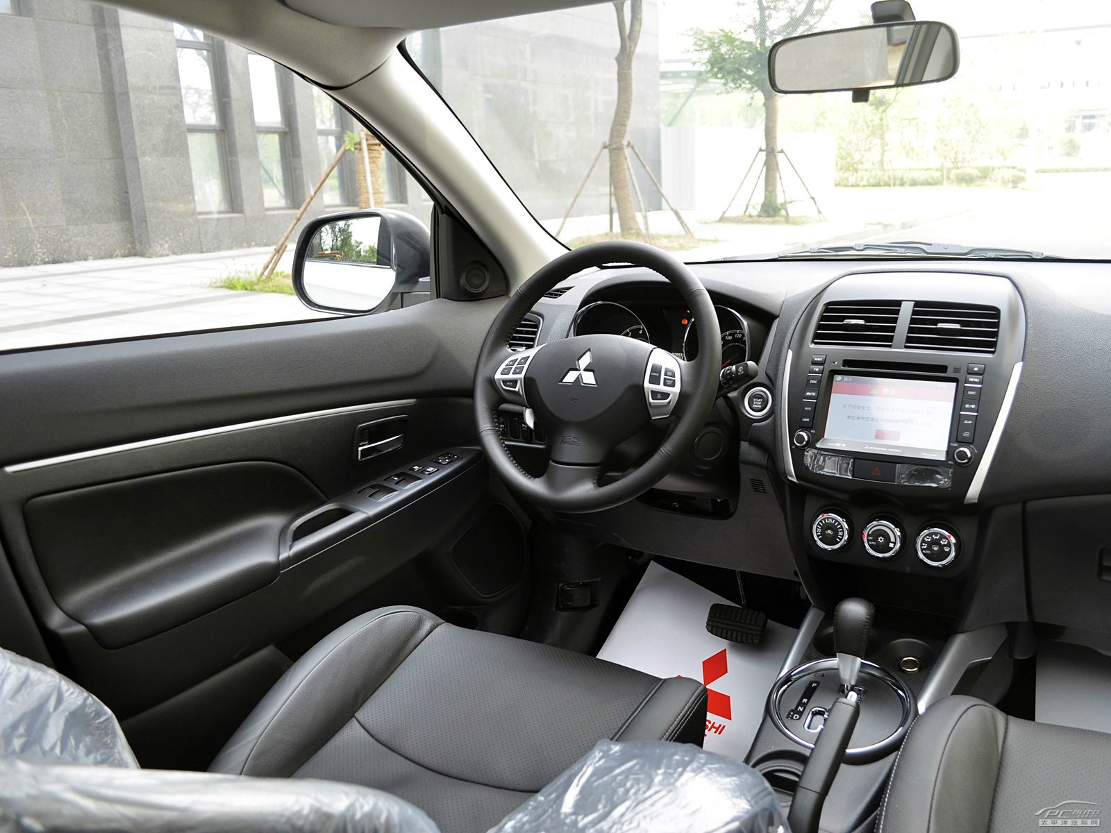 ASX勁炫(海外)內(nèi)飾高清大圖