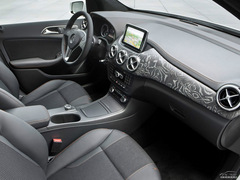 2011YB-Class E-CELL Plus Concept