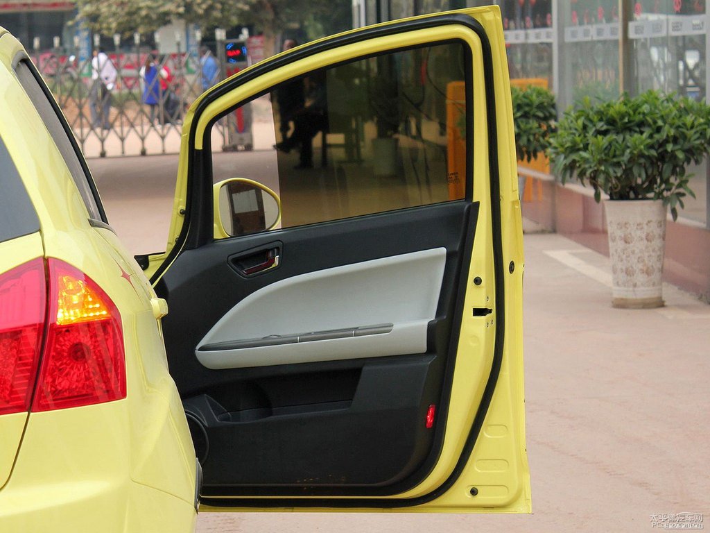 }SSC5-RV܇(ni)DƬ