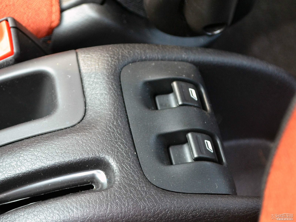 ٺ{(ln)ѩFC2п؃(ni)DƬ