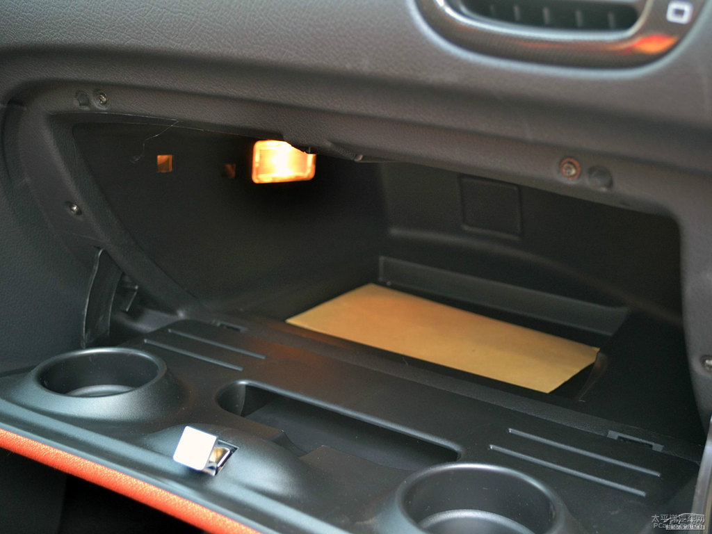 (i)ٺ{(ln)ѩFC2(ch)ggDƬ