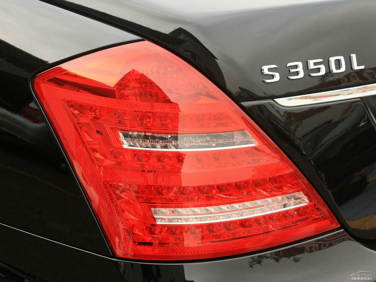 奔馳S級(jí)外觀高清大圖