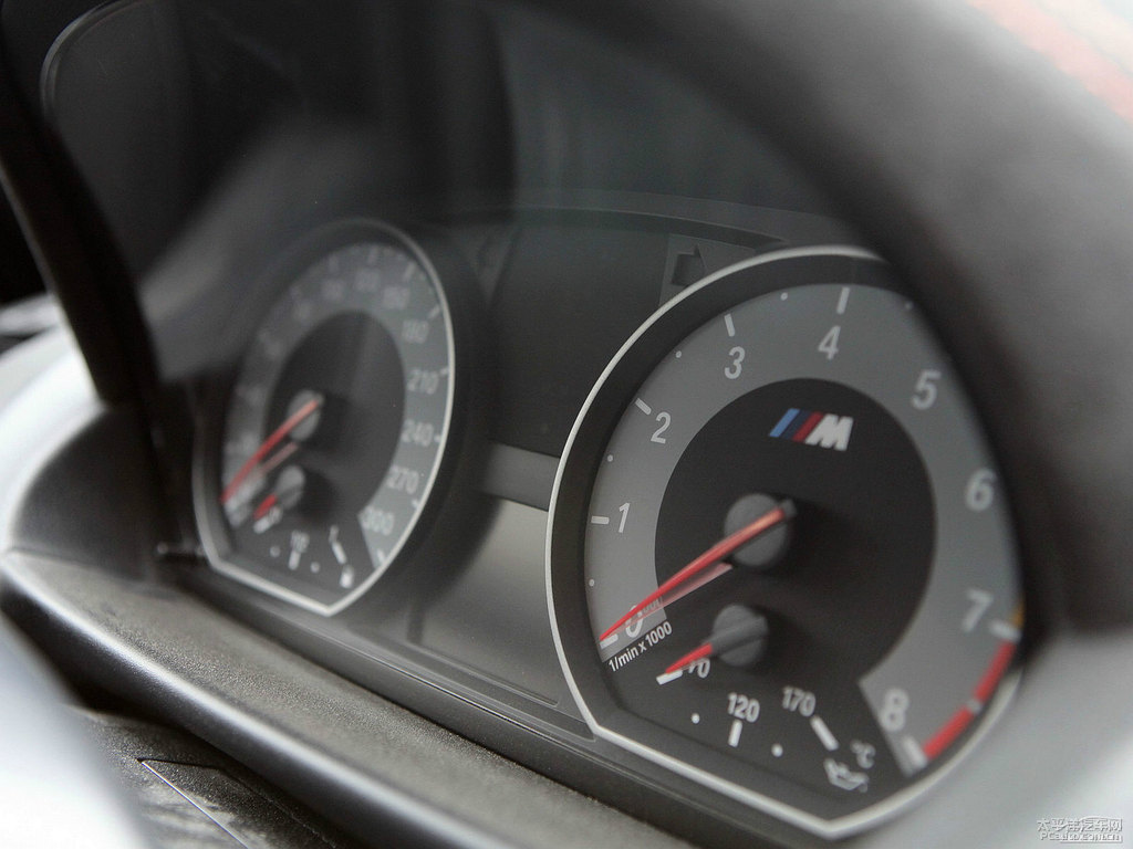 ͂ȌR1ϵMп؃(ni)DƬ