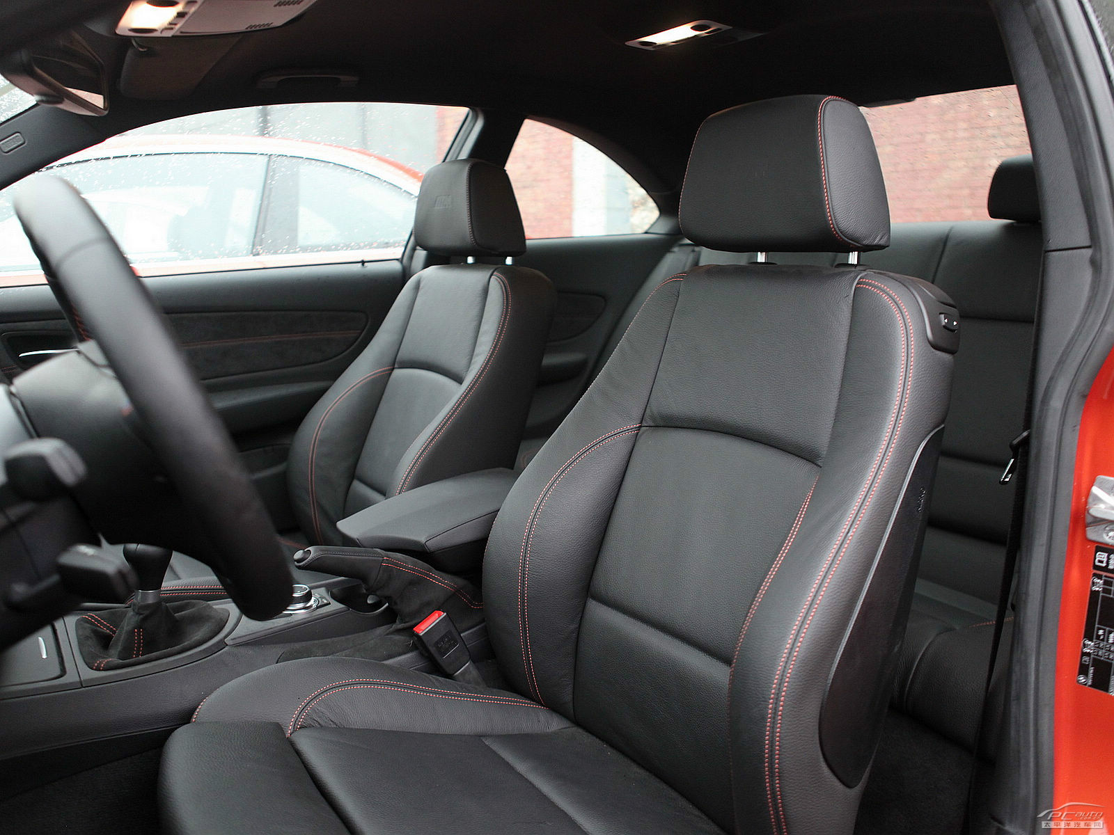 寶馬1系M內(nèi)飾高清大圖