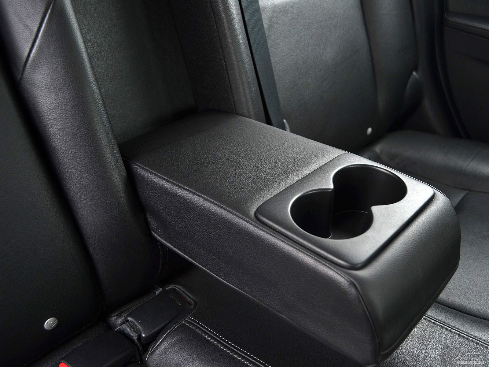 馬自達3(海外)空間高清大圖