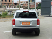 2011款 2.4L 豪華版 2011款 2.4L 豪華版