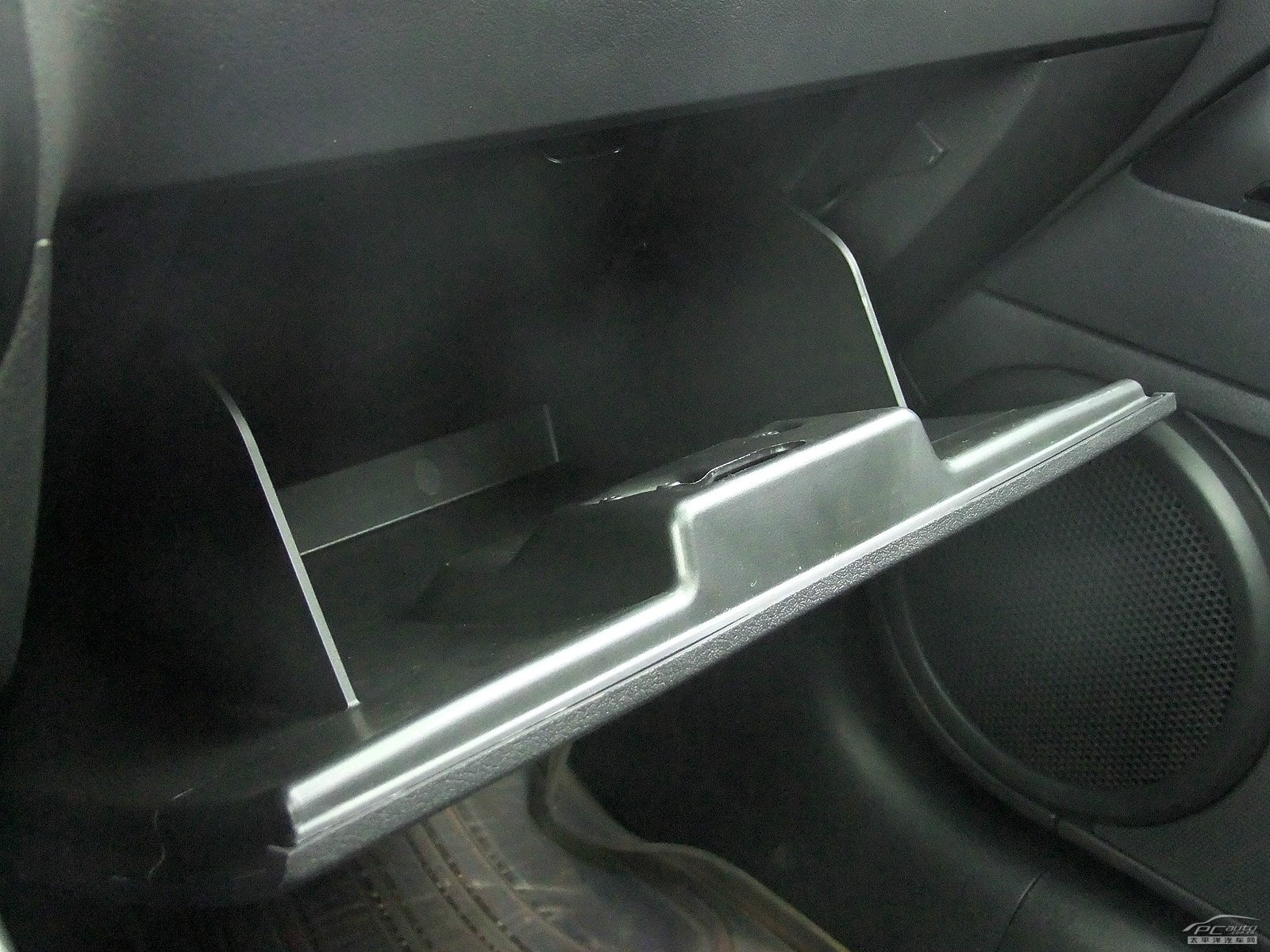 自由客內(nèi)飾高清大圖