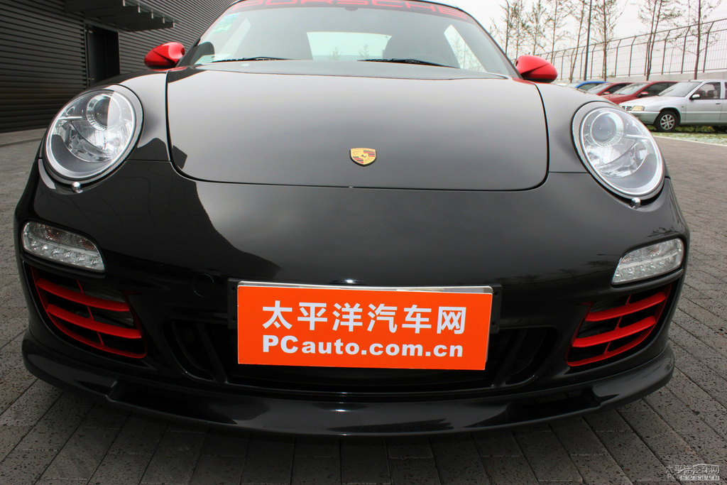 玄武巖黑保時(shí)捷911車頭外觀圖片