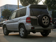 2010款 經(jīng)典版 2.0L 兩驅(qū)豪華型 2010款 經(jīng)典版 2.0L 兩驅(qū)豪華型