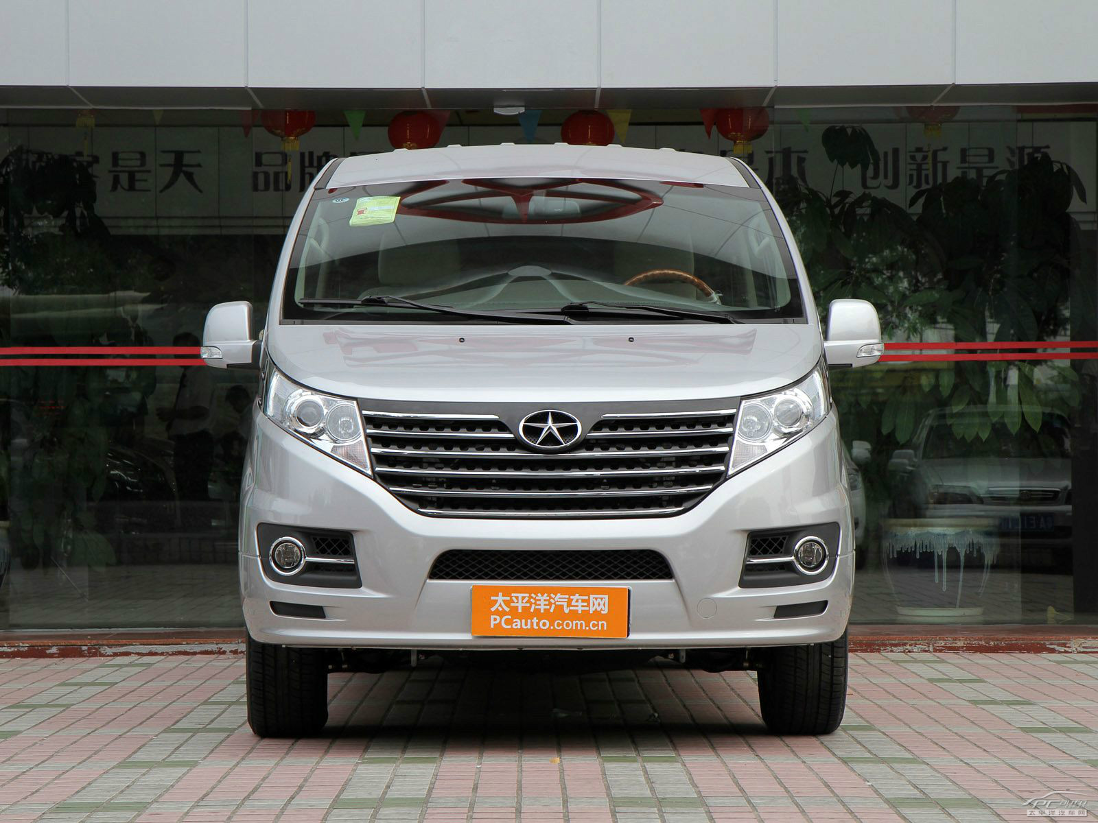 瑞風(fēng)M5外觀高清大圖
