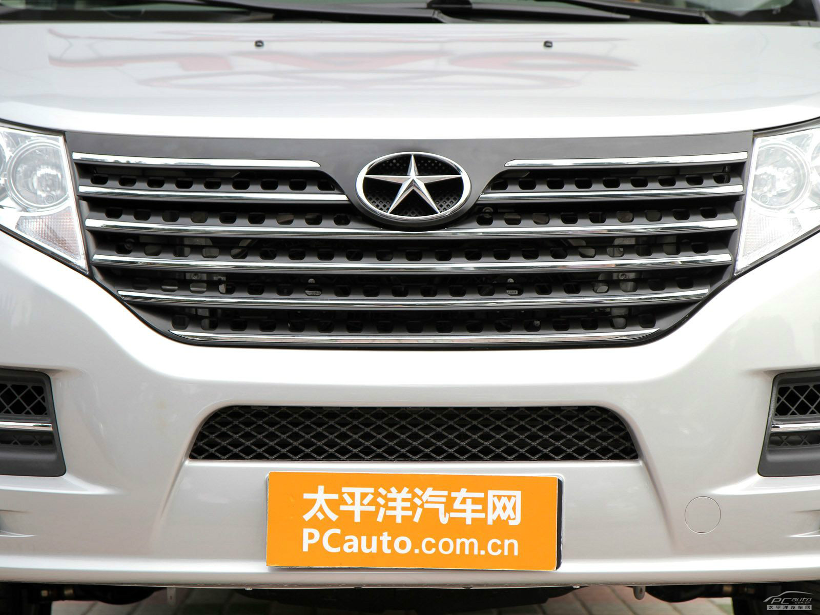 瑞風(fēng)M5外觀高清大圖