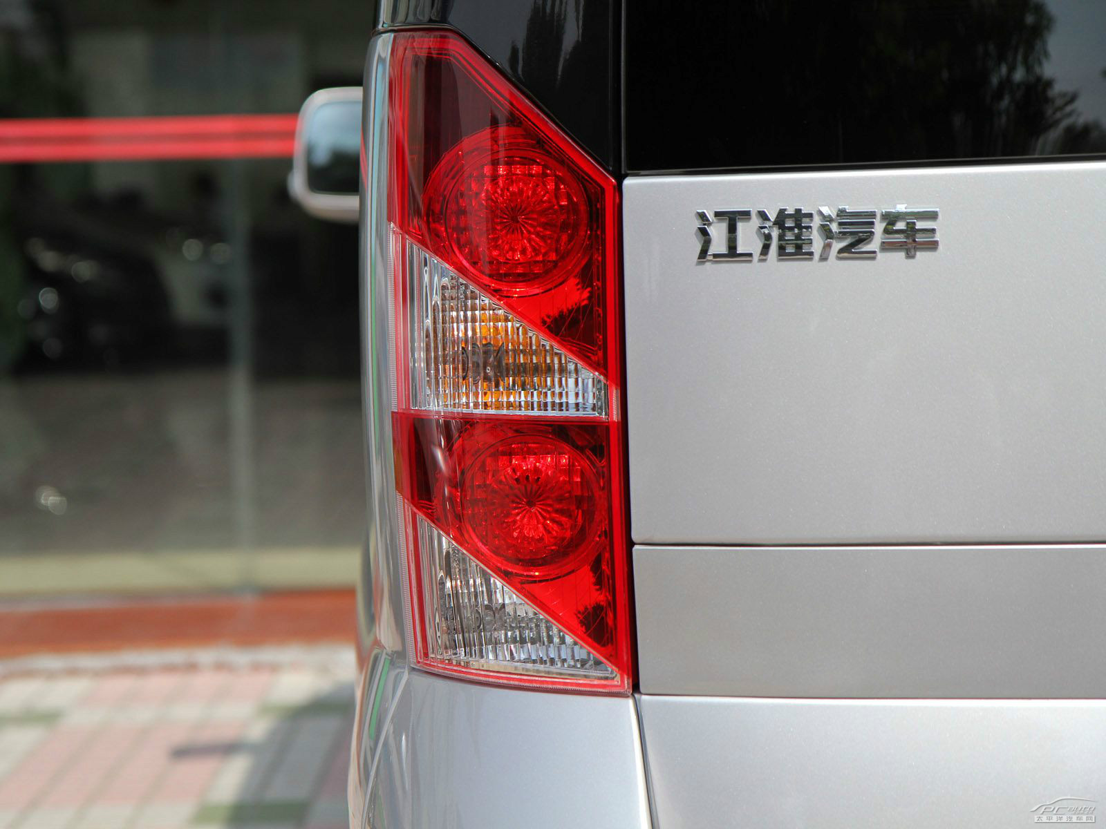 瑞風(fēng)M5外觀高清大圖