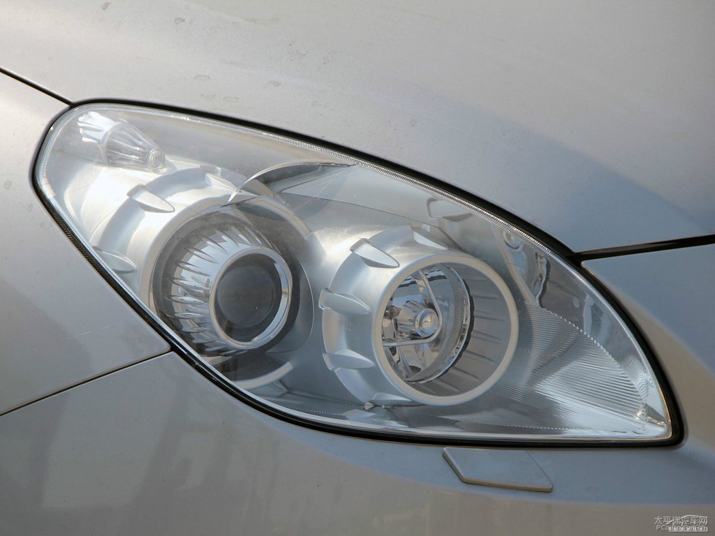 ɰy{ǽݴ7 SUV^DƬ