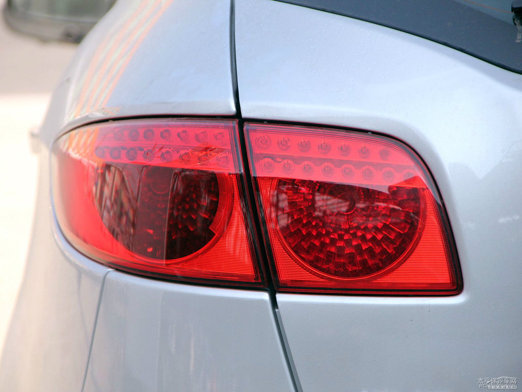 ɰy{ǽݴ7 SUV^DƬ