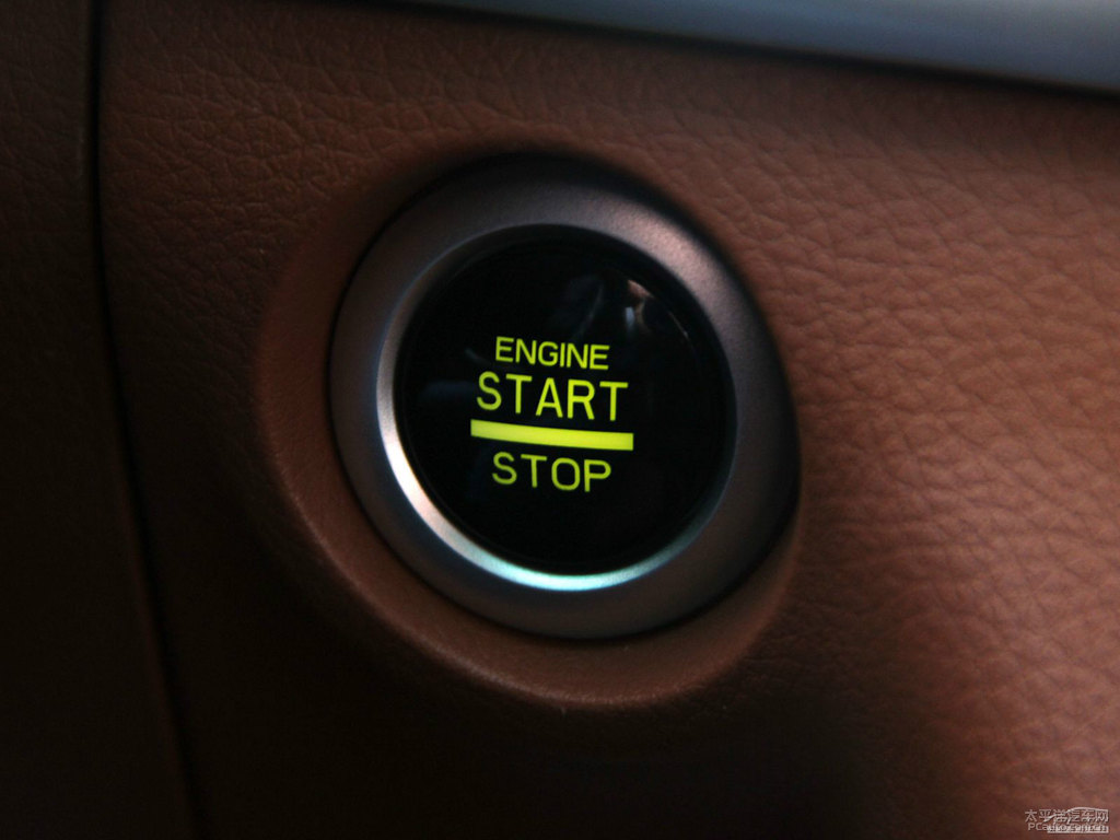 ɰy{ǽݴ7 SUV(ni)DƬ