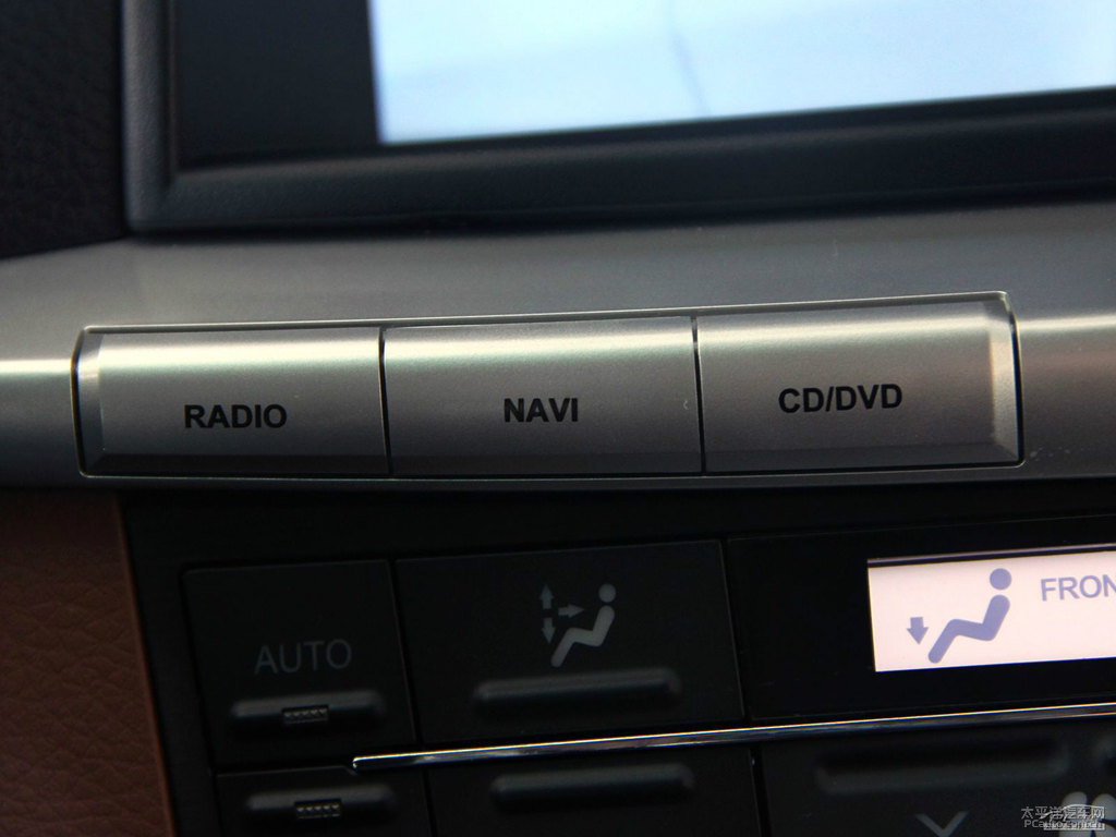 ɰy{ǽݴ7 SUV(ni)DƬ