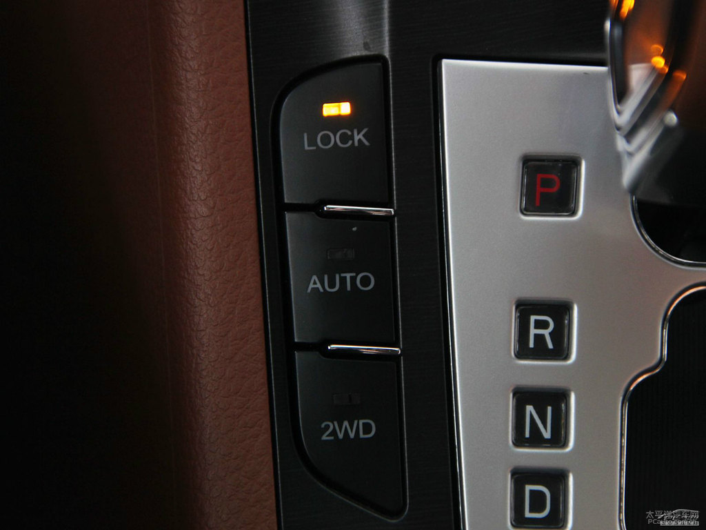 ɰy{ǽݴ7 SUV(ni)DƬ