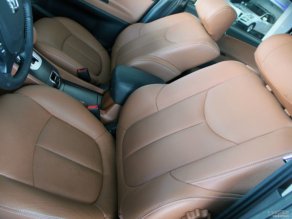 ɰy{ǽݴ7 SUV(ni)DƬ