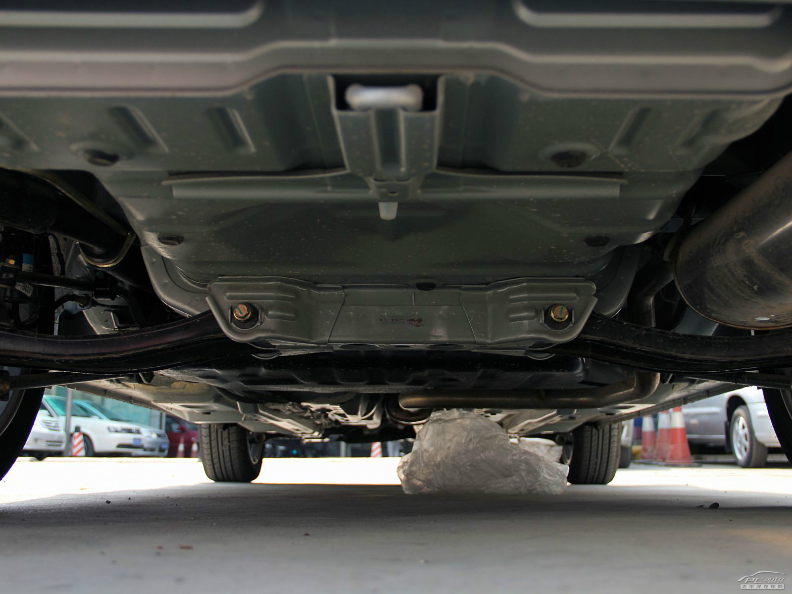 夏利N5外觀高清大圖