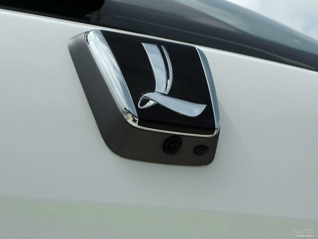 ɰ׼{ǽݴ7 SUV^DƬ