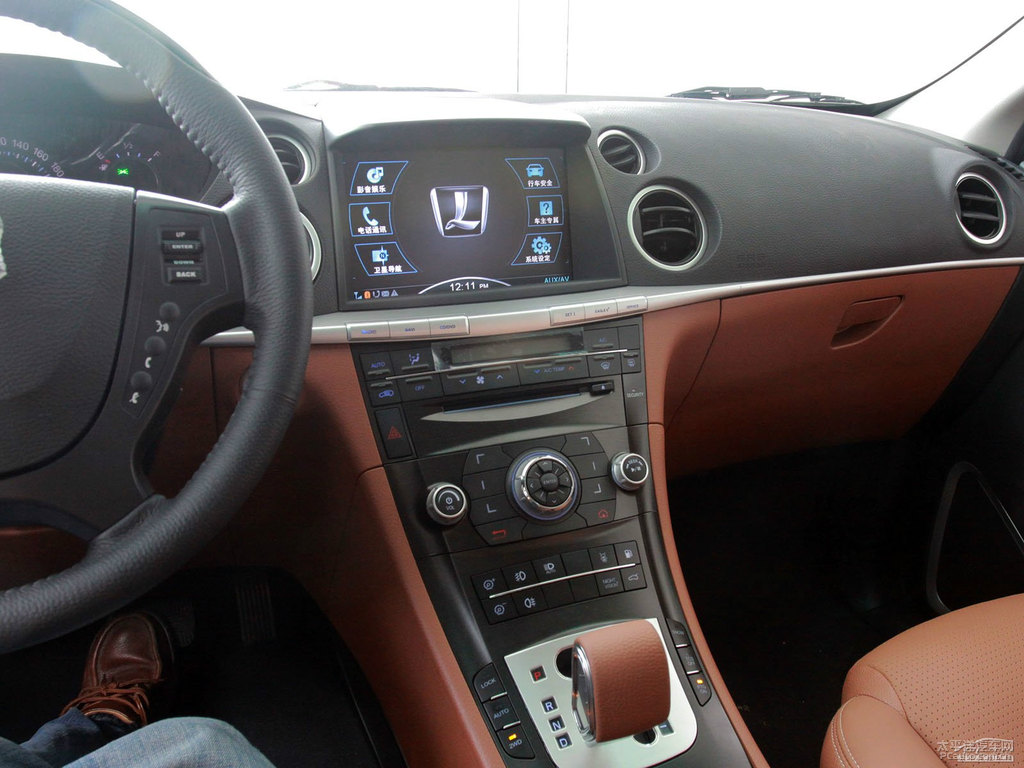 ɰ׼{ǽݴ7 SUV(ni)DƬ