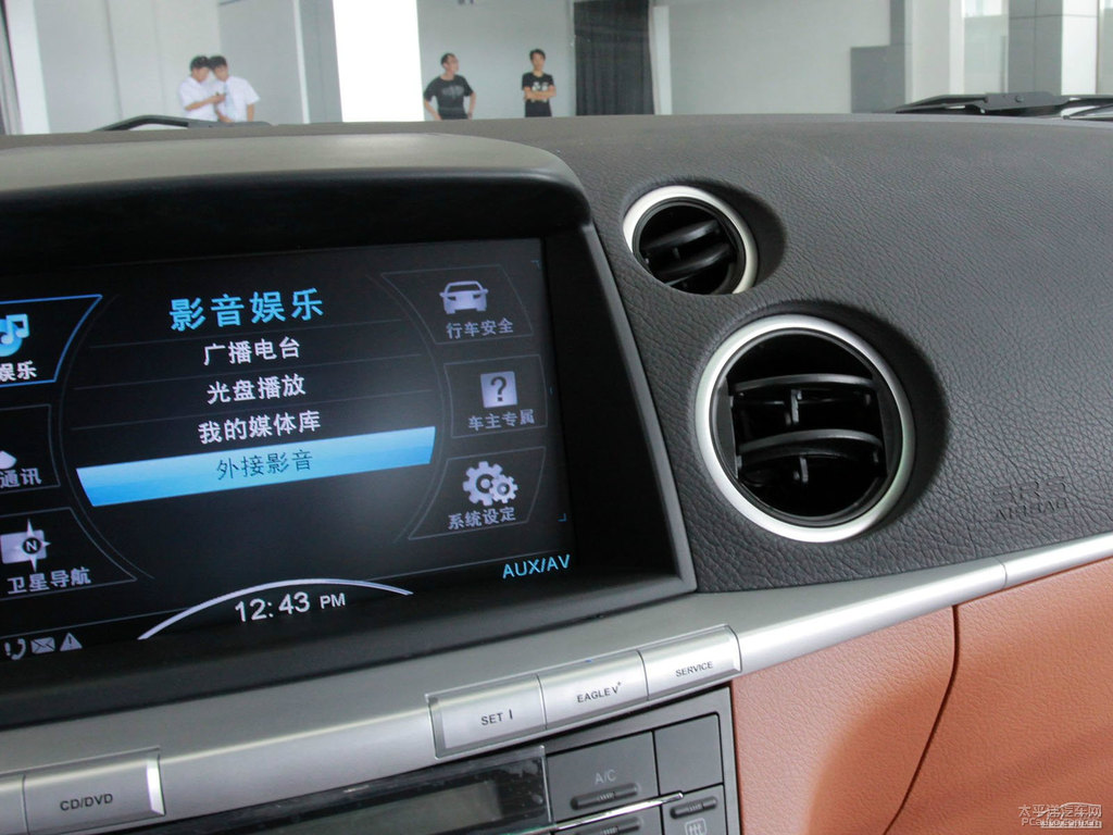 ɰ׼{ǽݴ7 SUV(ni)DƬ