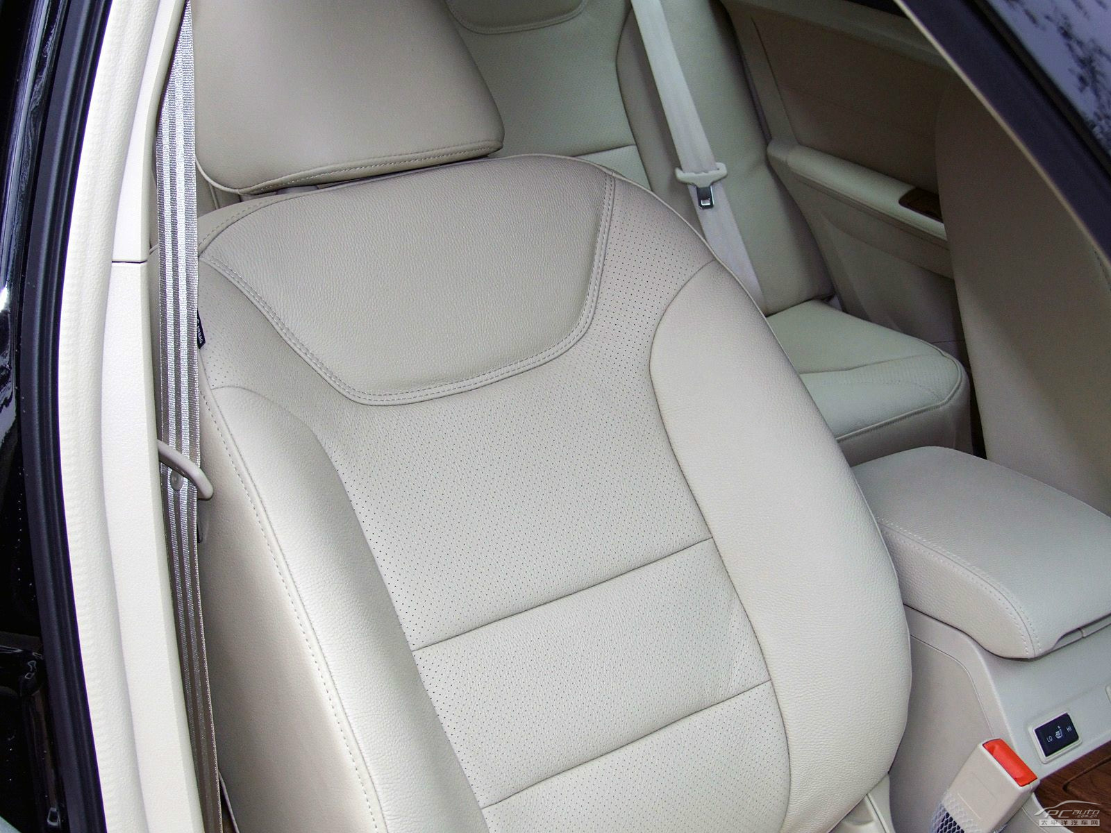 傳祺GA5內(nèi)飾高清大圖