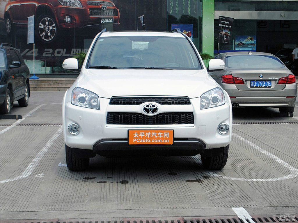 RAV4ٷͼƬ