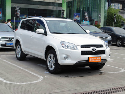 RAV4荣放 2011款 2.4L AT 四驱豪华版