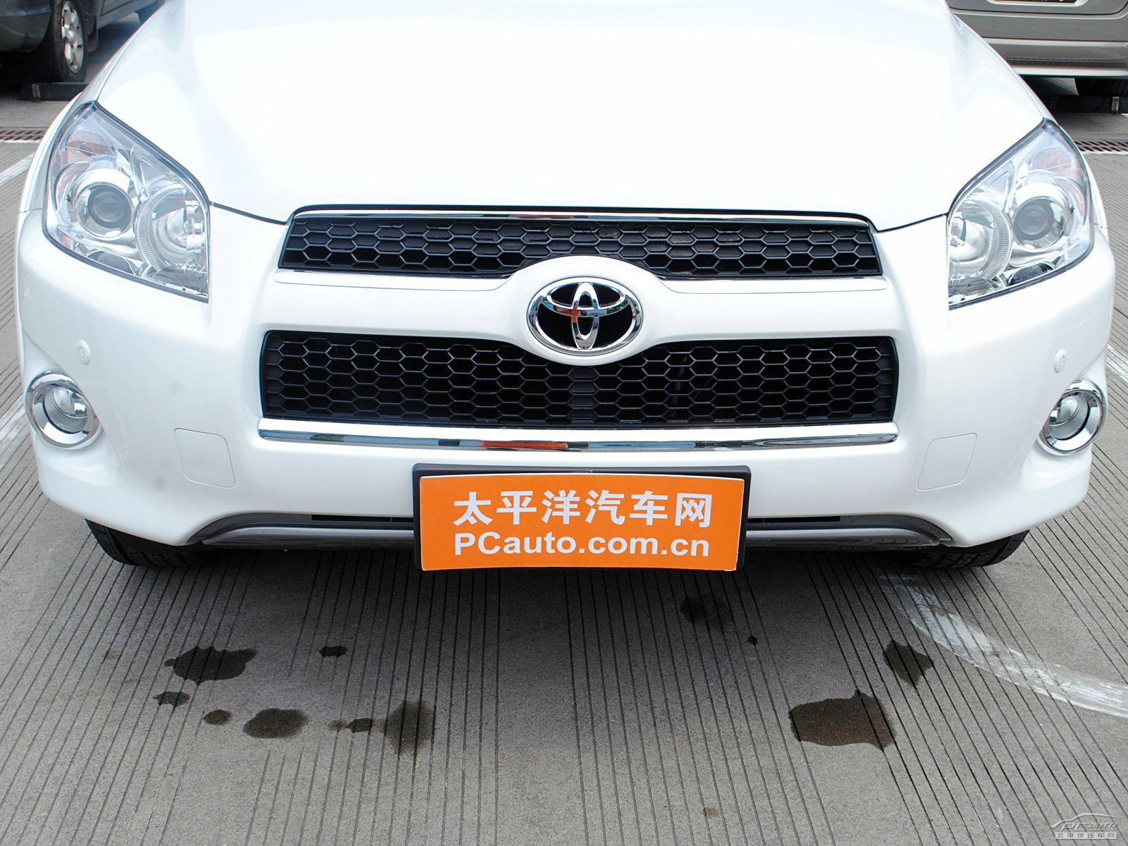 RAV4榮放外觀高清大圖