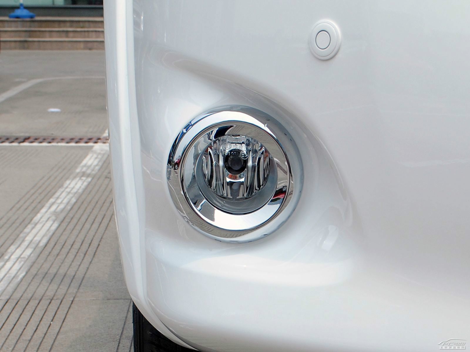 RAV4榮放外觀高清大圖