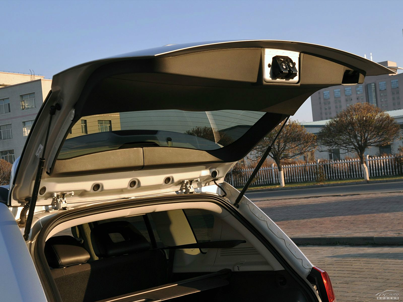 指南者(進(jìn)口)空間高清大圖