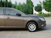 2011款 1.5L MT 精英型 2011款 1.5L MT 精英型