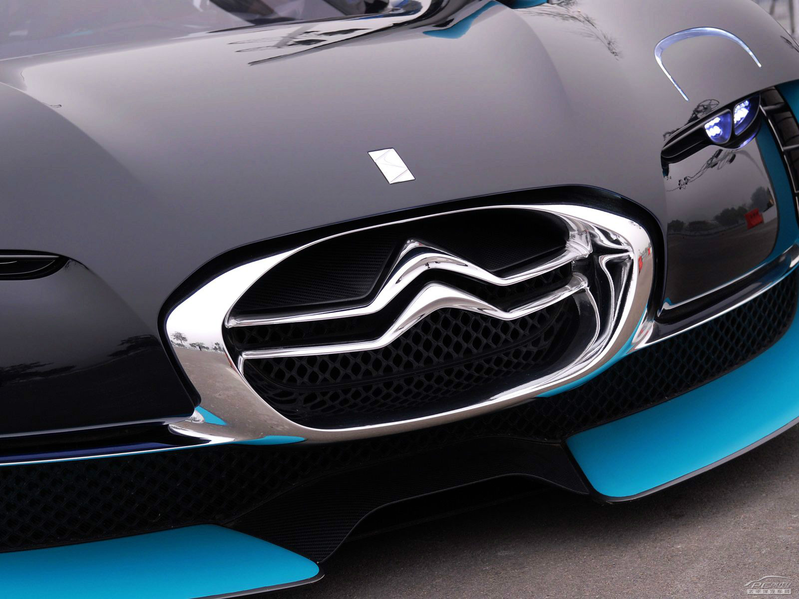 雪鐵龍SURVOLT外觀高清大圖