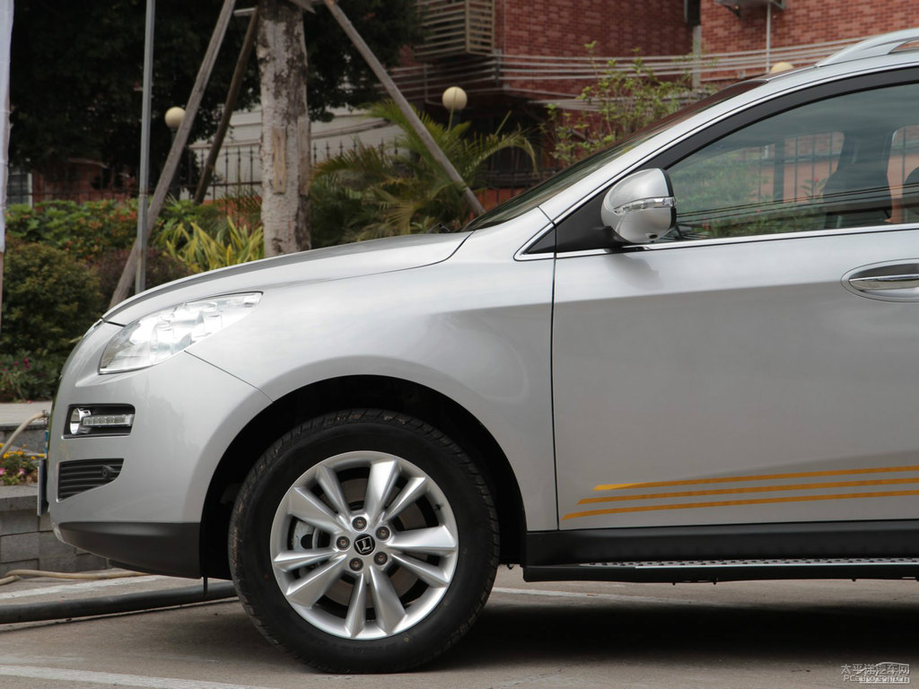 ɰy{ǽݴ7 SUV^DƬ