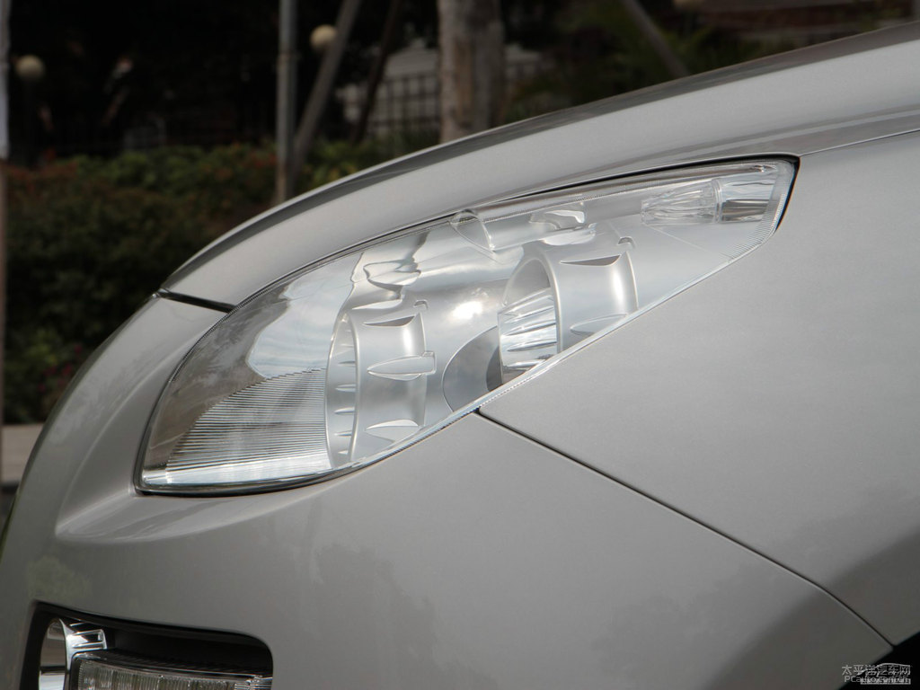 ɰy{ǽݴ7 SUV^DƬ