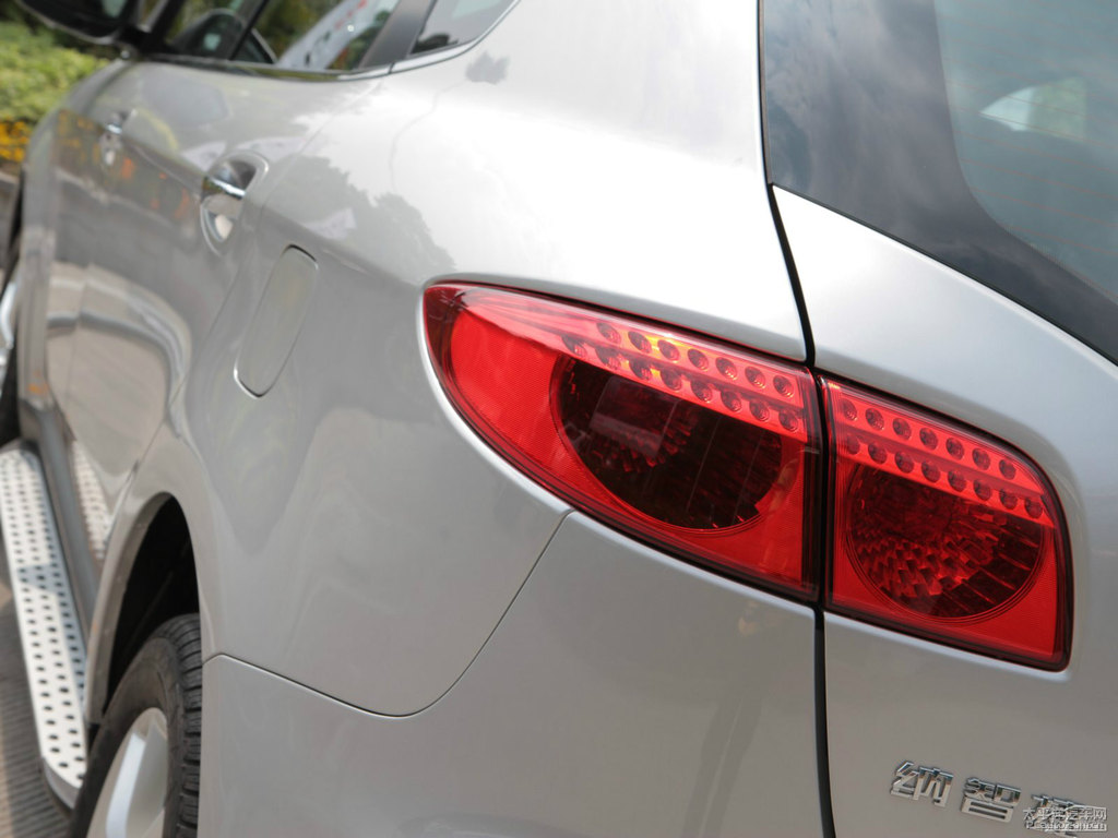 ɰy{ǽݴ7 SUV^DƬ