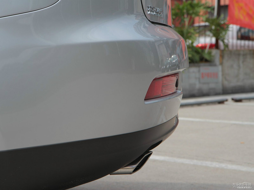 ɰy{ǽݴ7 SUV^DƬ