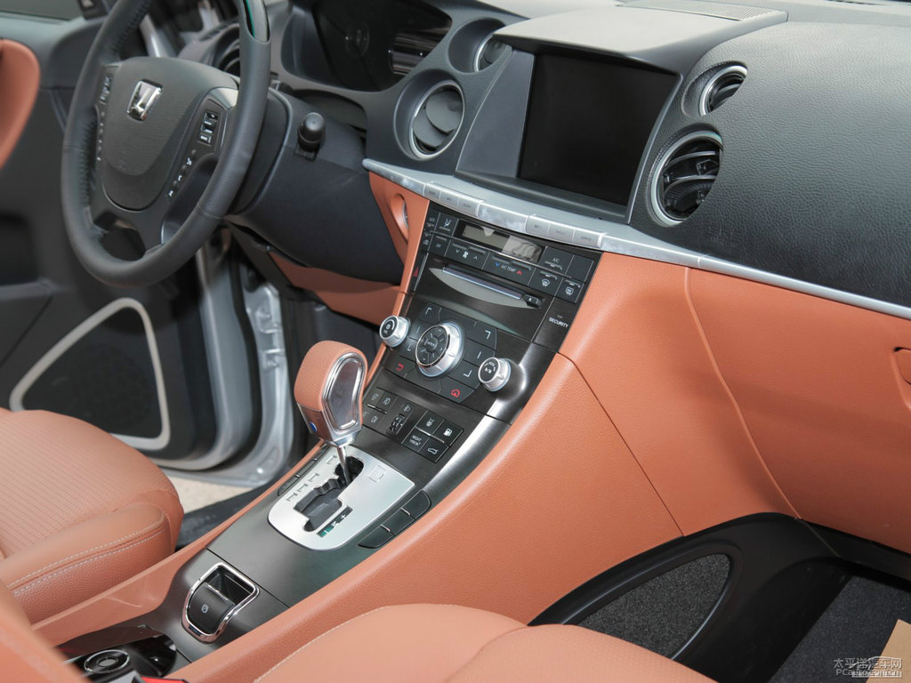 ɰy{ǽݴ7 SUV(ni)DƬ