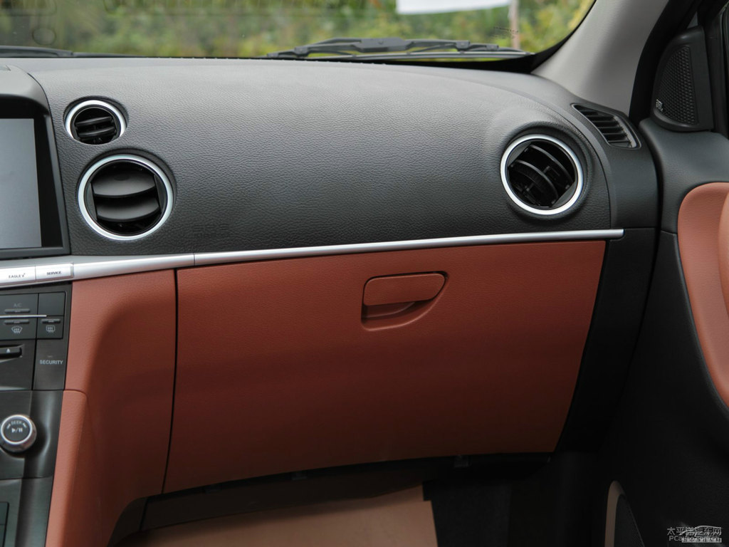 ɰy{ǽݴ7 SUV(ni)DƬ