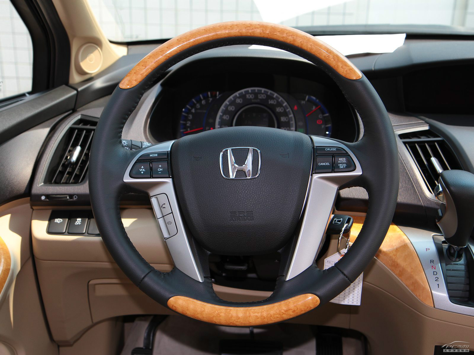 奧德賽內(nèi)飾高清大圖