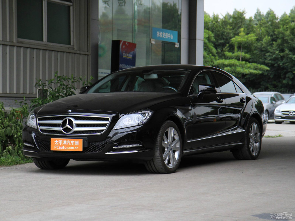 黑色奔馳CLS級(jí)整車外觀外觀圖片
