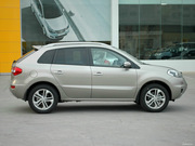 2012款 2.5L 兩驅(qū)豪華導航版 2012款 2.5L 兩驅(qū)豪華導航版