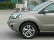 2012款 2.5L 兩驅(qū)豪華導航版 2012款 2.5L 兩驅(qū)豪華導航版