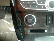 2012款 2.5L 兩驅(qū)豪華導(dǎo)航版 2012款 2.5L 兩驅(qū)豪華導(dǎo)航版