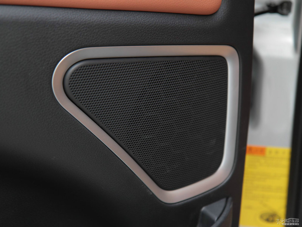 ɰy{ǽݴ7 SUV(ni)DƬ
