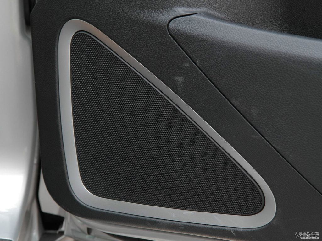 ɰy{ǽݴ7 SUV(ni)DƬ